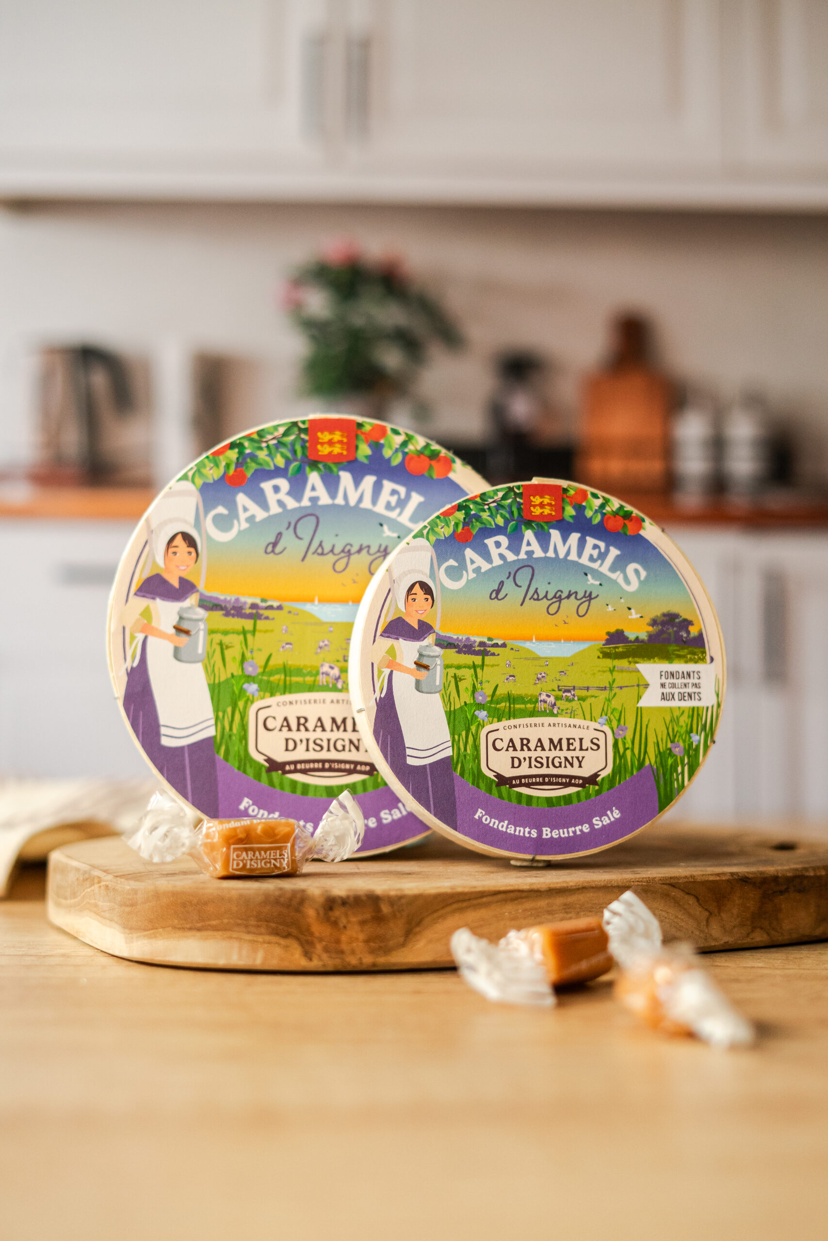 caramels-d-isigny-fondants-bo-te-bois-beurre-sal image 2