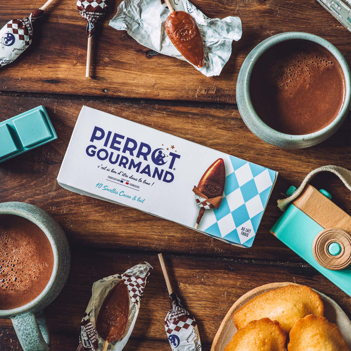 pierrot-gourmand-les-sucettes-etui-10-sucettes-cacao-lait-chocolat image 2