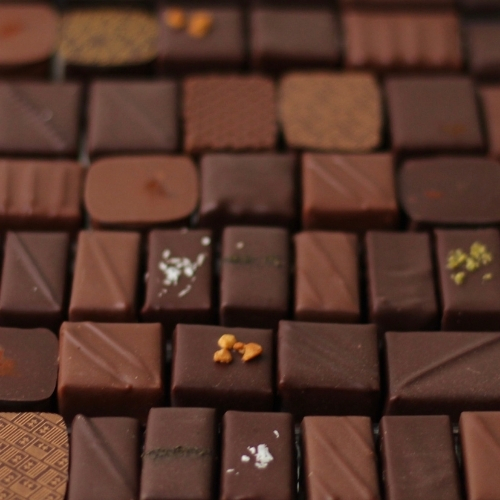 henri-le-roux-ballotins-plateaux-plateau-grand-mod-le-chocolat-assorti image 2